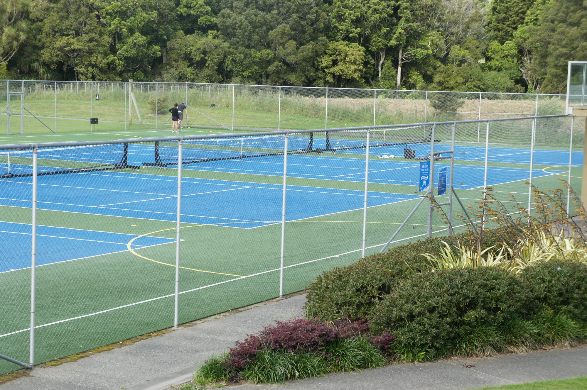 Ōtaki Sports Club Tennis Courts Overview - Tennis Courts in Kapi Mana, New Zealand